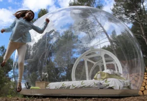 Read more about the article Captivating Adventures Await with the Transparent Crystal Bubble Tent