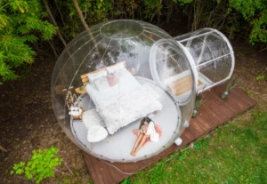 Read more about the article Camping Reimagined: The Clear Bubble Tent Outdoor Shelter Phenomenon