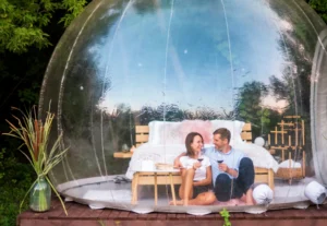 Read more about the article A Night Under the Stars: Stargazing Clear Inflatable Bubble Dome Igloo Tent