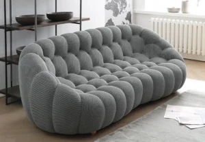 Read more about the article Floating on a Comfy Cloud Couch: Transforming Your Living Space into an Oasis